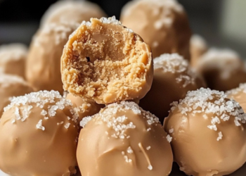 3-Zutaten Erdnussbutter-Kugeln mit Frischkäse – Unglaublich lecker!