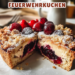 Feuerwehrkuchen mit Kirschen und Sahne