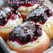 Berliner Schwarzwälder Kirsch aus dem Ofen – Fluffig & Fruchtig!