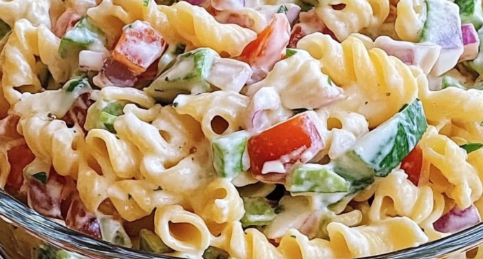Best Layered Pasta Salad – A Vibrant and Flavorful Dish!