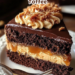 Schokoladen-Karamell-Toffee-Crunch-Kuchen
