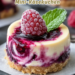 Zitronen-Beeren-Swirl Mini-Käsekuchen